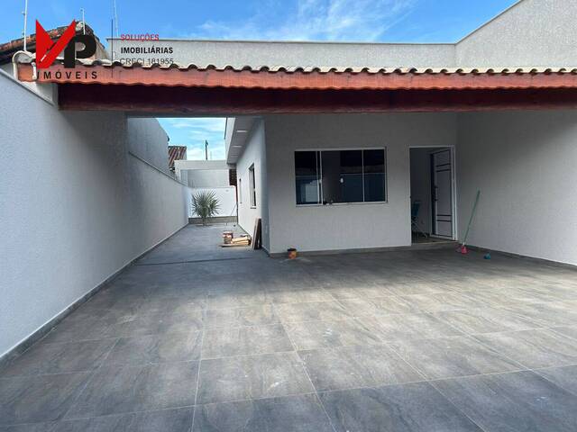 Venda em Jardim Jamaica - Itanhaém